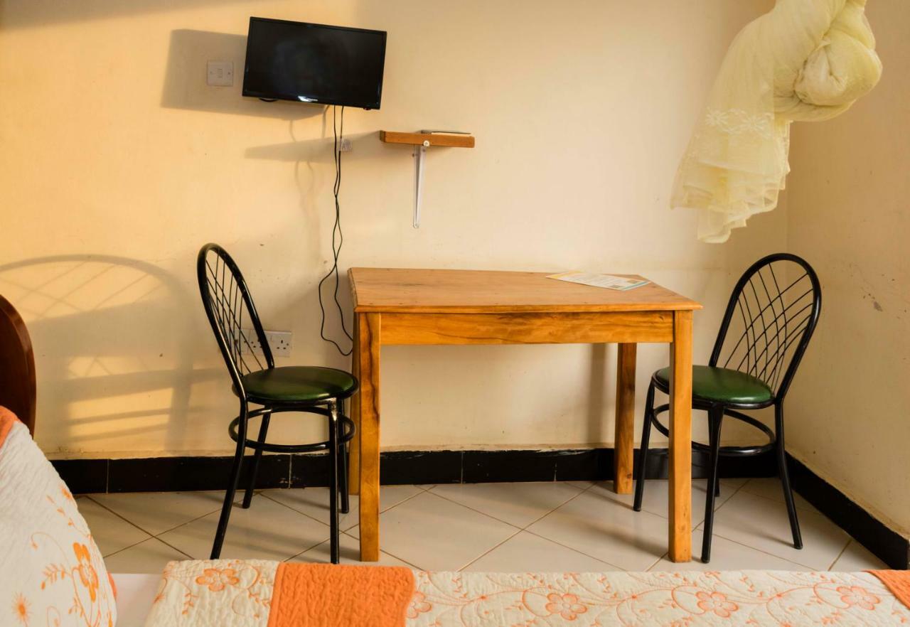 Relief Motel Fort Portal Kültér fotó