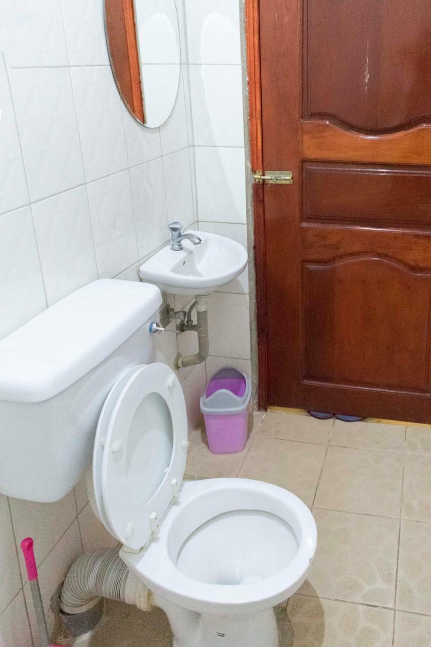 Relief Motel Fort Portal Kültér fotó